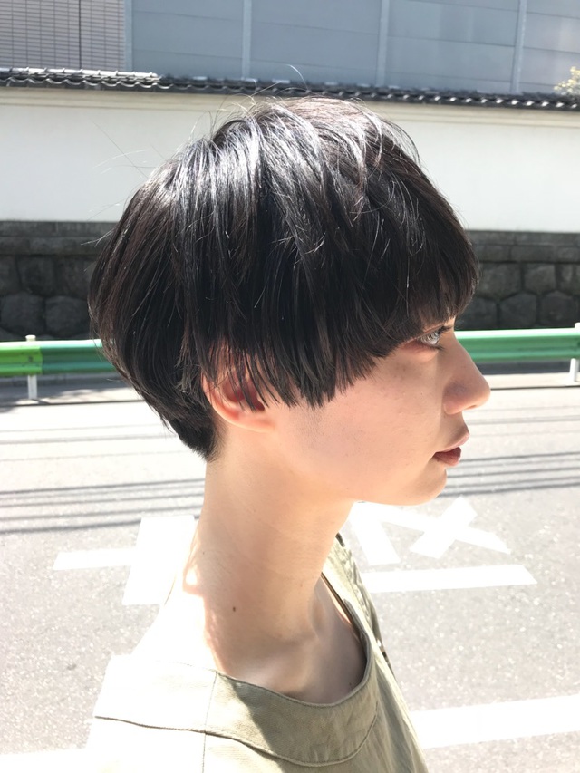 マッシュライン が可愛いショートヘア Staff Blog Magnolia マグノリア 東京 表参道にあるパーマが得意なヘアサロン
